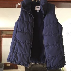 Old navy bubble vest with fleece
